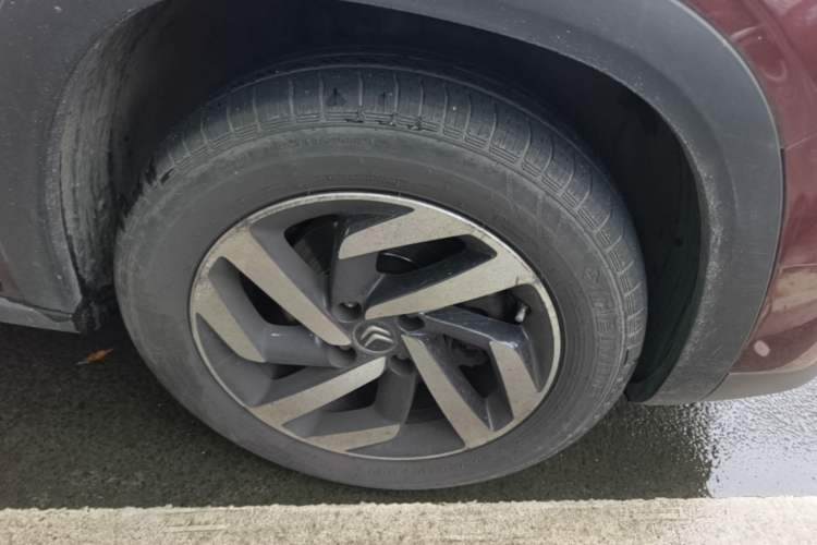 Used Citroen C3-XR 2015 1.6THP Automatic Pioneer Model Right Front Wheel Hub