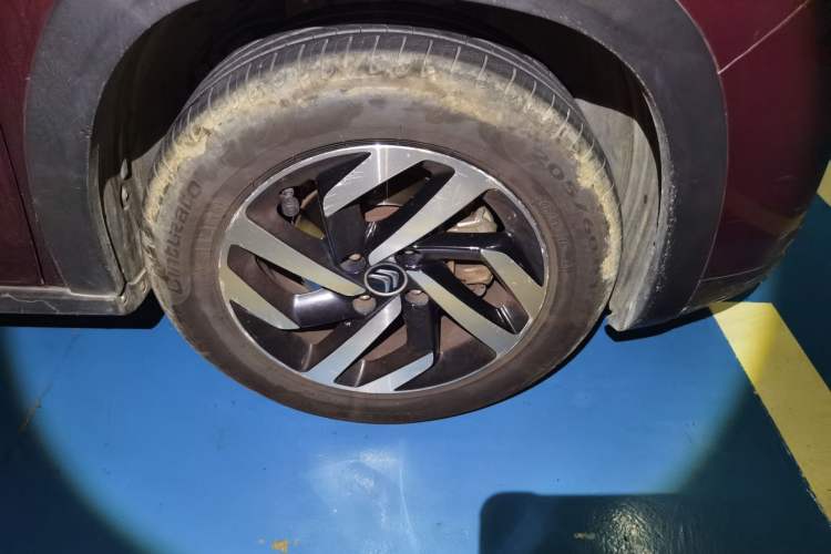 Used Citroen C3-XR 2015 1.6THP Automatic Smart Model Right Front Wheel Hub