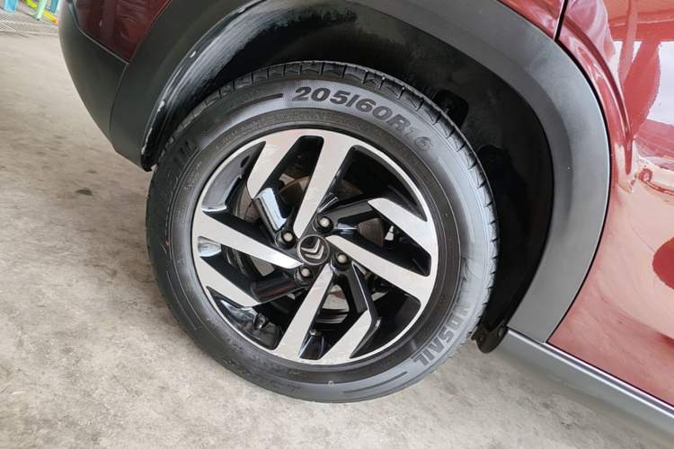 Used Citroen C3-XR 2015 1.6L Automatic Pioneer Model Right Rear Wheel Hub