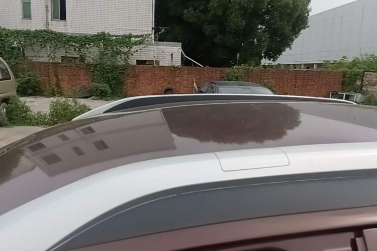 Used Citroen C3-XR 2015 1.6L Manual Pioneer Model Roof