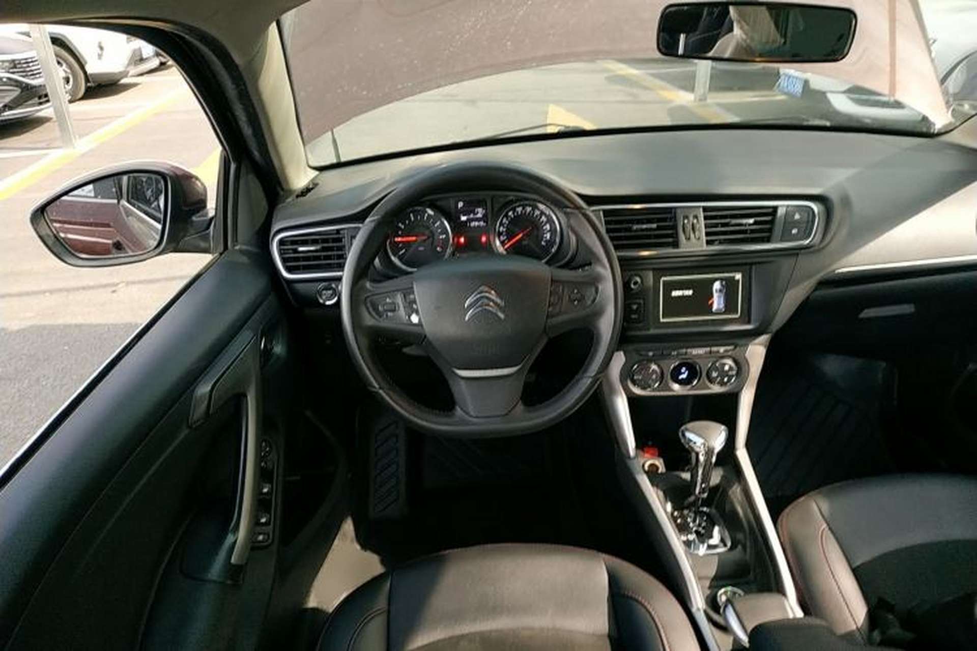 Used Citroen C3-XR 2015 1.6THP Automatic Smart Model Steering Wheel