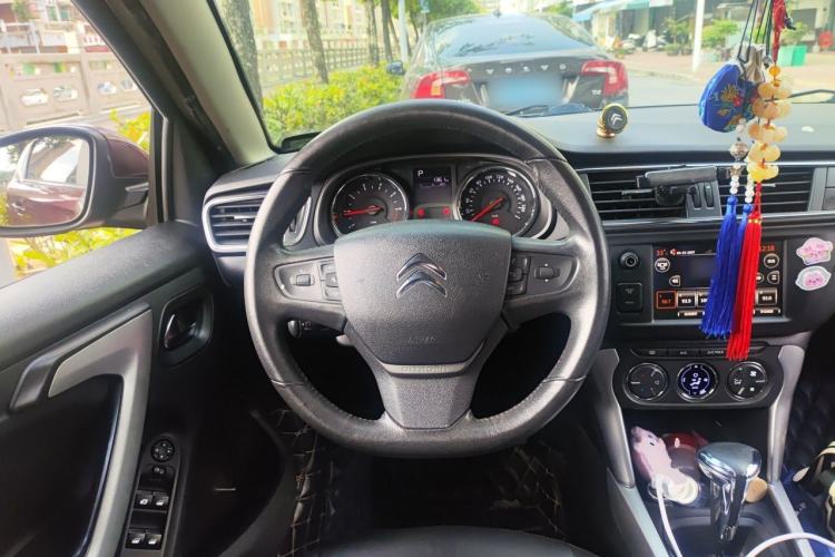 Used Citroen C3-XR 2015 1.6THP Automatic Smart Model Steering Wheel