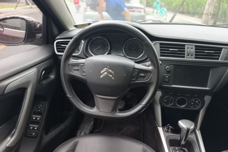 Used Citroen C3-XR 2015 1.6THP Automatic Pioneer Model Steering Wheel