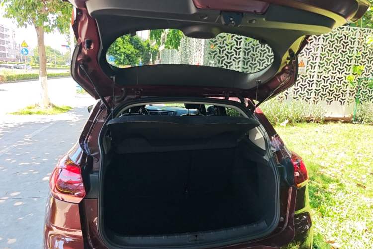 Used Citroen C3-XR 2015 1.6THP Automatic Smart Model Trunk