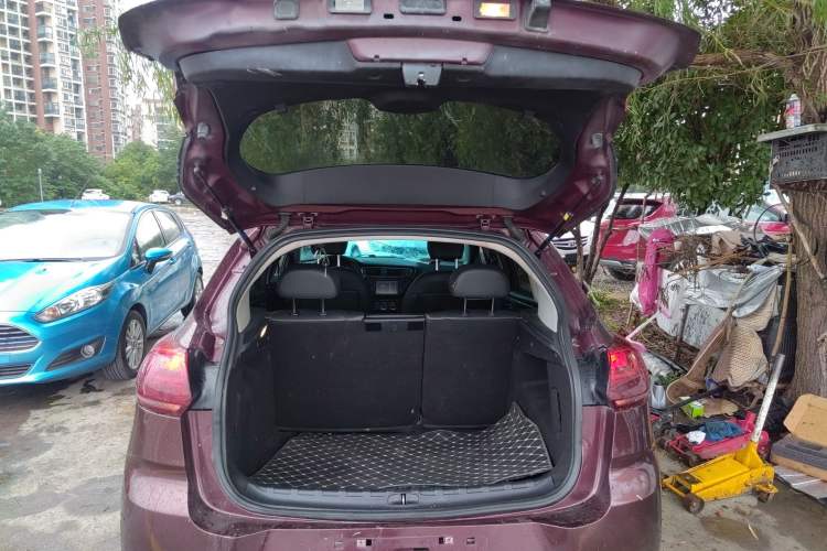 Used Citroen C3-XR 2015 1.6THP Automatic Flagship Model Trunk