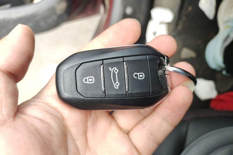 Used Citroen C3-XR 2015 1.6L Automatic Smart Version Vehicle Key