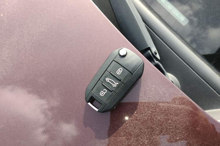 Used Citroen C3-XR 2015 1.6L Automatic Pioneer Model Vehicle Key