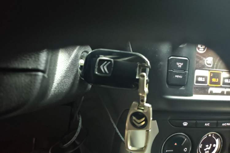 Used Citroen C3-XR 2015 1.6L Automatic Pioneer Model Vehicle Key