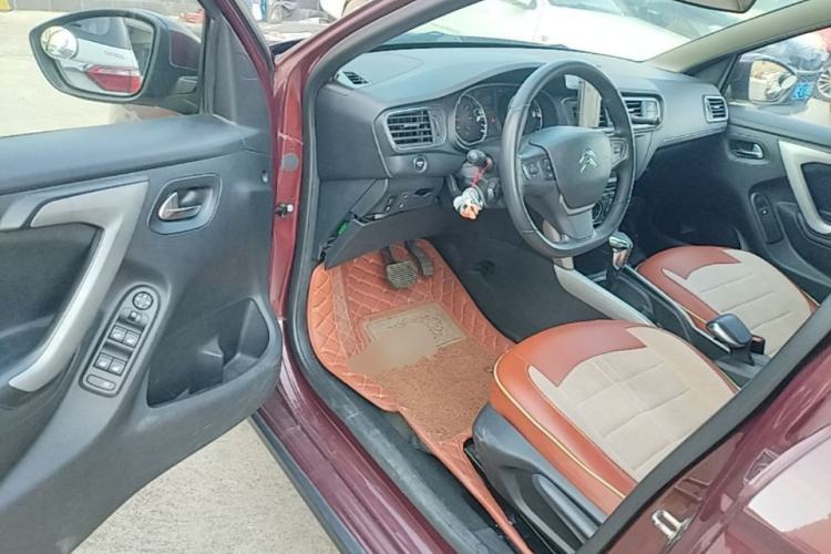 Used Citroen C3-XR 2015 1.6L Automatic Smart Version Driver Seat