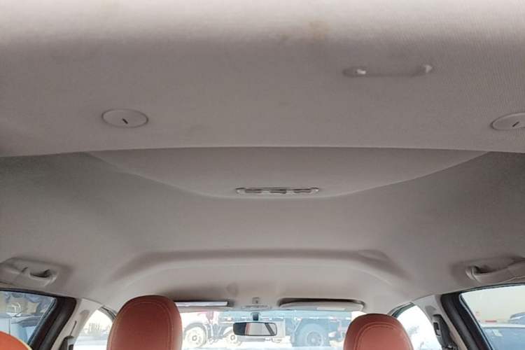 Used Citroen C3-XR 2015 1.6L Automatic Smart Version Headliner