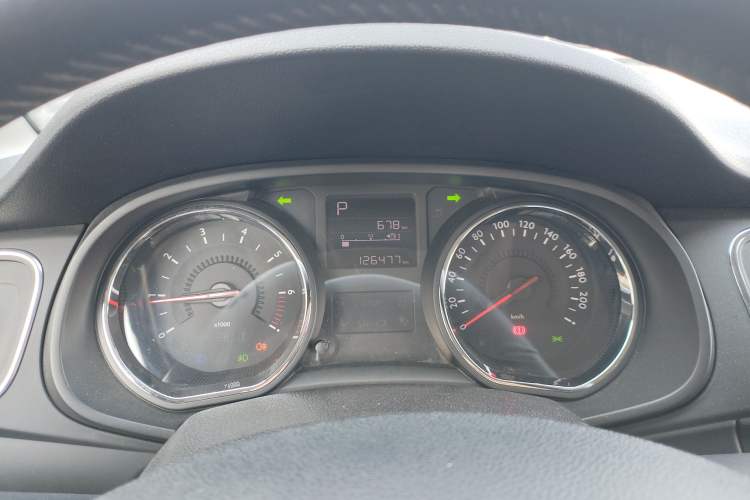 Used Citroen C3-XR 2015 1.6L Automatic Smart Version Instrument Cluster