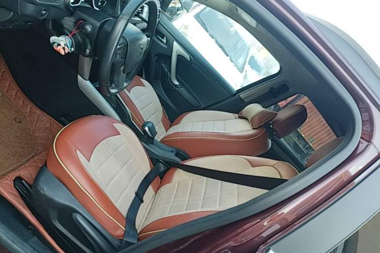 Used Citroen C3-XR 2015 1.6L Automatic Smart Version Left Front Seat