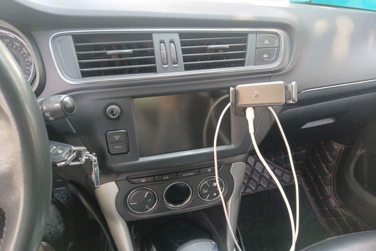 Used Citroen C3-XR 2015 1.6L Automatic Pioneer Model Audio And AC Panel
