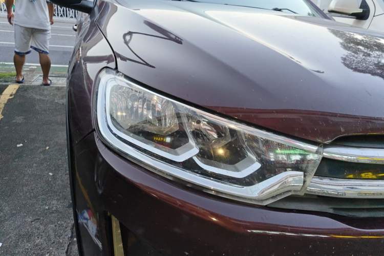 Used Citroen C3-XR 2015 1.6L Manual Pioneer Model Right Front Headlight