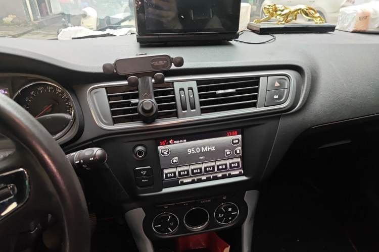 Used Citroen C3-XR 2015 1.6L Manual Pioneer Model Audio And AC Panel