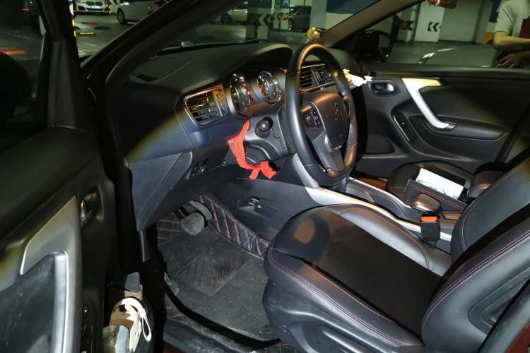 Used Citroen C3-XR 2015 1.6L Automatic Pioneer Model Driver Seat