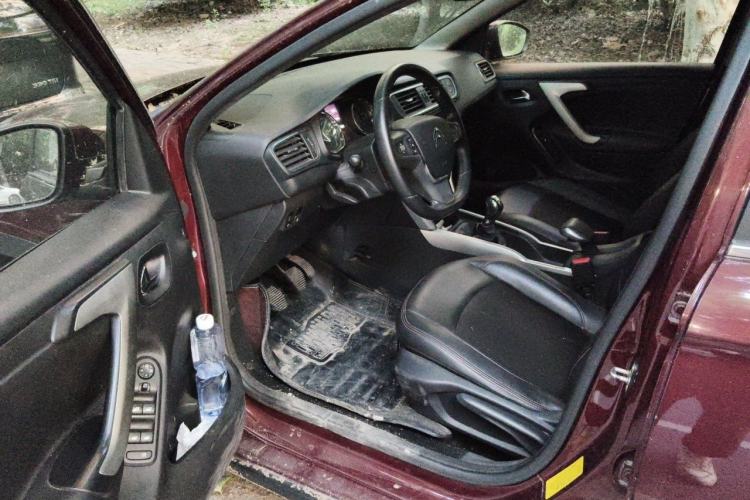 Used Citroen C3-XR 2015 1.6L Manual Pioneer Model Driver Seat
