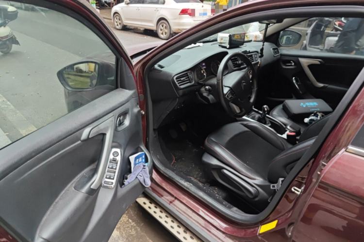 Used Citroen C3-XR 2015 1.6L Manual Pioneer Model Driver Seat