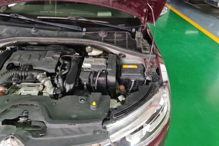 Used Citroen C3-XR 2015 1.6THP Automatic Flagship Model Engine Bay Left