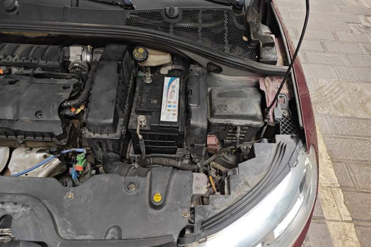 Used Citroen C3-XR 2015 1.6L Automatic Pioneer Model Engine Bay Left