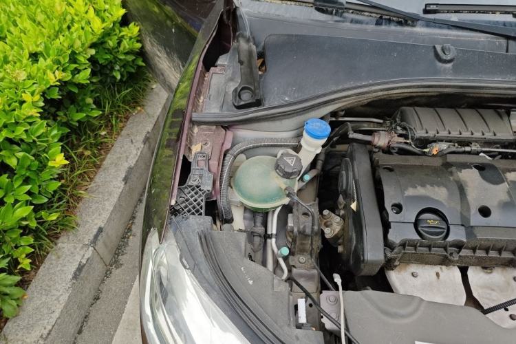Used Citroen C3-XR 2015 1.6L Automatic Fashion Model Engine Bay Right
