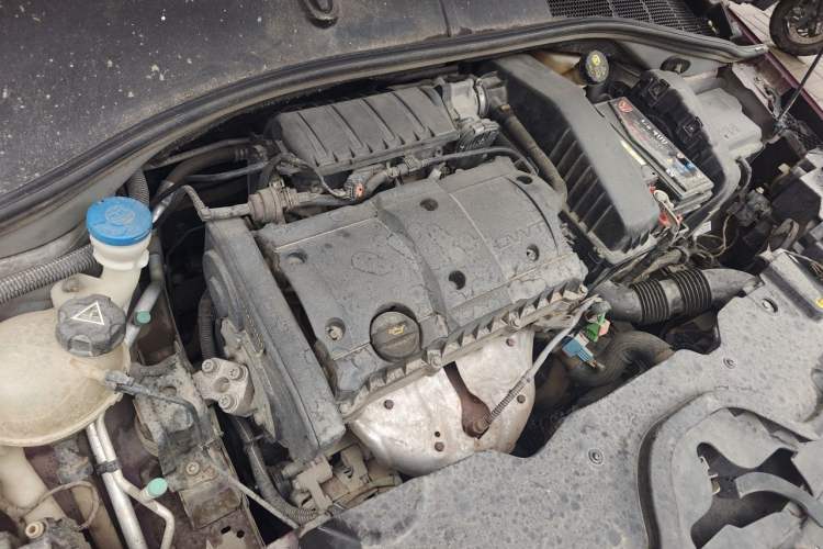 Used Citroen C3-XR 2015 1.6L Automatic Pioneer Model Engine Bay Right