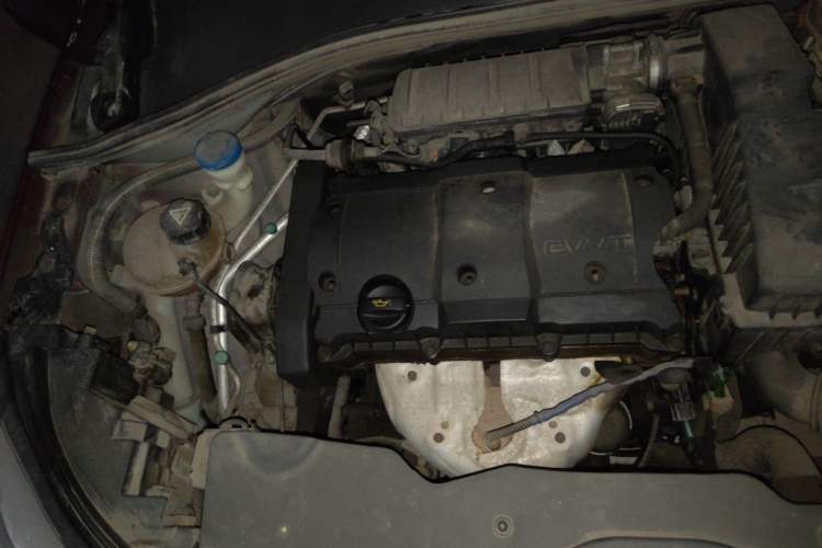 Used Citroen C3-XR 2015 1.6L Automatic Smart Version Engine Bay Right
