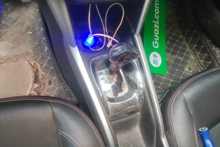 Used Citroen C3-XR 2015 1.6L Automatic Pioneer Model Gear Lever