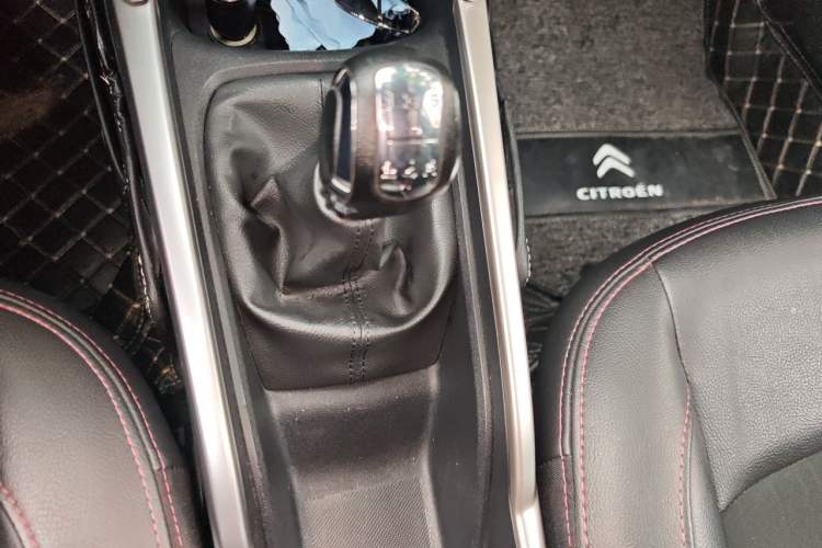 Used Citroen C3-XR 2015 1.6L Manual Pioneer Model Gear Lever