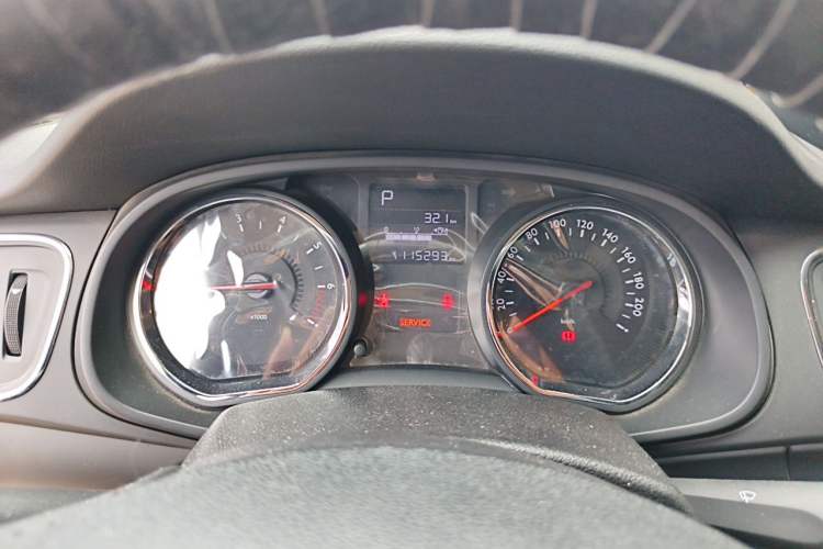 Used Citroen C3-XR 2015 1.6L Automatic Smart Version Instrument Cluster