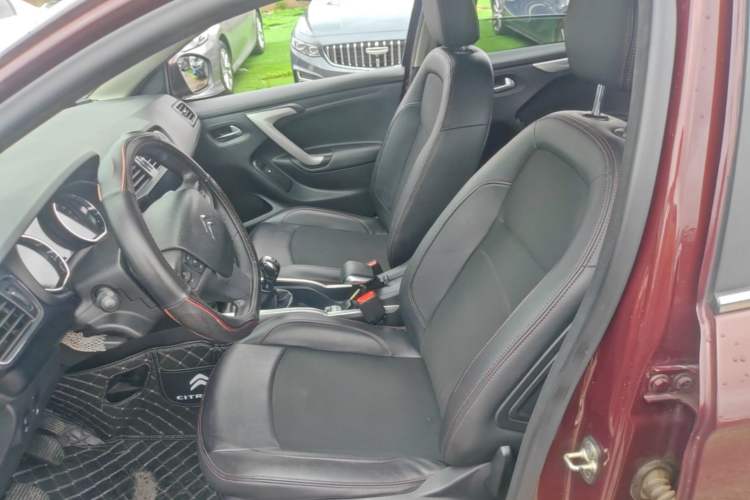 Used Citroen C3-XR 2015 1.6L Manual Pioneer Model Left Front Seat