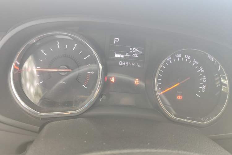 Used Citroen C3-XR 2015 1.6L Automatic Pioneer Model Odometer Close Up