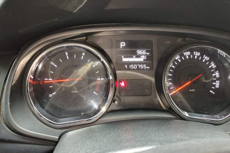 Used Citroen C3-XR 2015 1.6L Automatic Pioneer Model Odometer Close Up