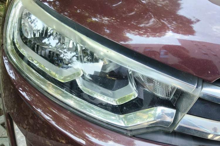 Used Citroen C3-XR 2015 1.6L Automatic Pioneer Model Right Front Headlight