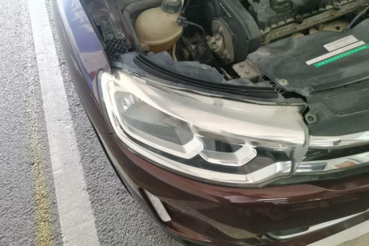 Used Citroen C3-XR 2015 1.6L Automatic Smart Version Right Front Headlight