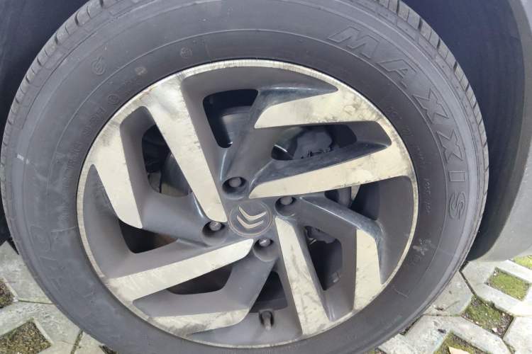 Used Citroen C3-XR 2015 1.6L Automatic Pioneer Model Right Front Wheel Hub