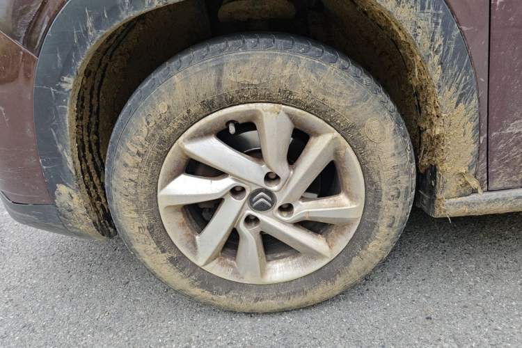 Used Citroen C3-XR 2015 1.6L Automatic Fashion Model Right Front Wheel Hub