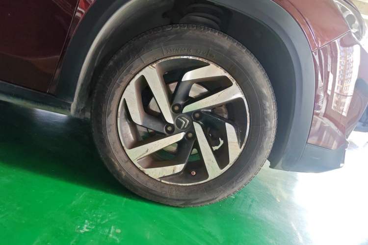 Used Citroen C3-XR 2015 1.6THP Automatic Flagship Model Right Front Wheel Hub