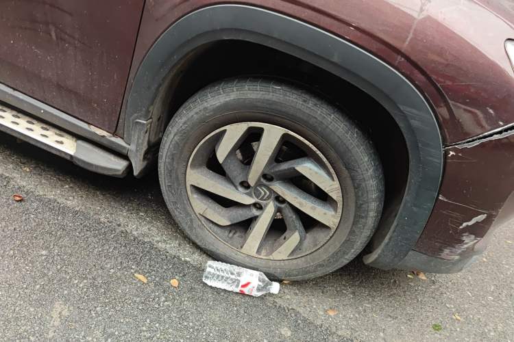 Used Citroen C3-XR 2015 1.6L Manual Pioneer Model Right Front Wheel Hub