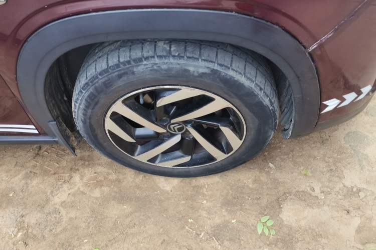 Used Citroen C3-XR 2015 1.6L Automatic Pioneer Model Right Front Wheel Hub