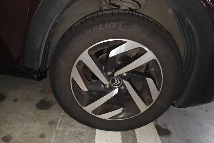 Used Citroen C3-XR 2015 1.6L Automatic Smart Version Right Front Wheel Hub
