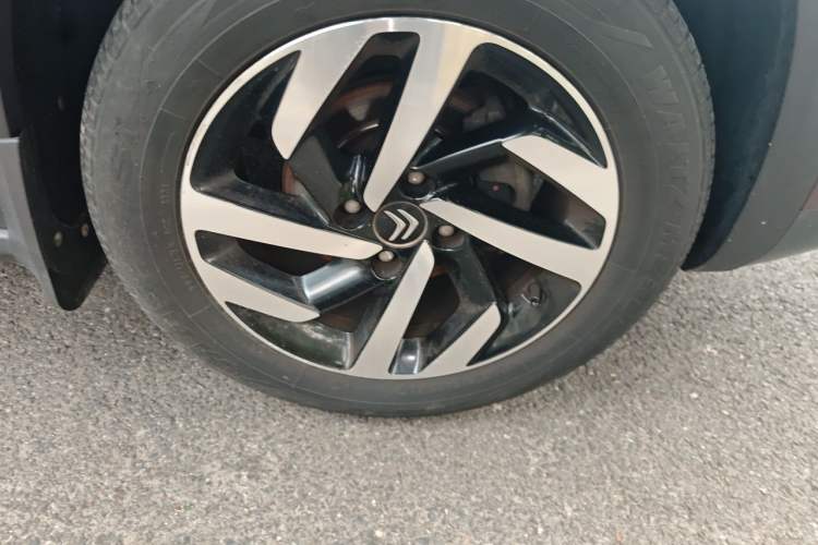 Used Citroen C3-XR 2015 1.6L Manual Pioneer Model Right Front Wheel Hub