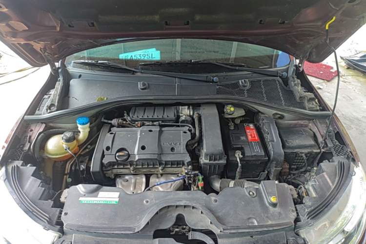 Used Citroen C3-XR 2015 1.6L Manual Pioneer Model Engine Bay
