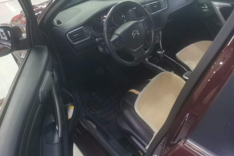 Used Citroen C3-XR 2015 1.6L Automatic Pioneer Model Interior 2