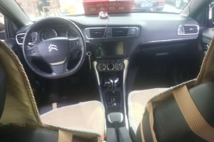 Used Citroen C3-XR 2015 1.6L Automatic Pioneer Model Interior 3