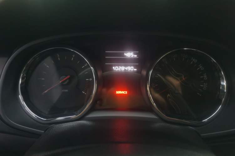Used Citroen C3-XR 2015 1.6L Automatic Pioneer Model Odometer Close Up