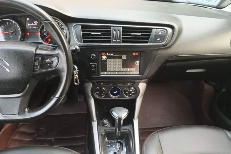 Used Citroen C3-XR 2015 1.6L Automatic Pioneer Model Audio And AC Panel