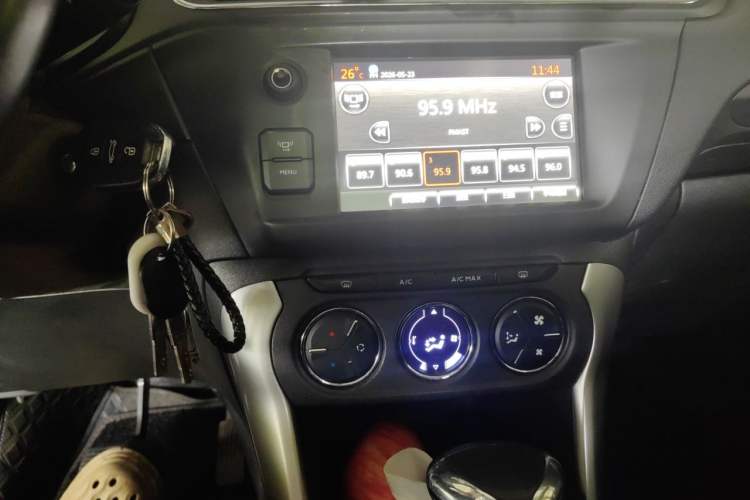 Used Citroen C3-XR 2015 1.6L Automatic Pioneer Model Audio And AC Panel