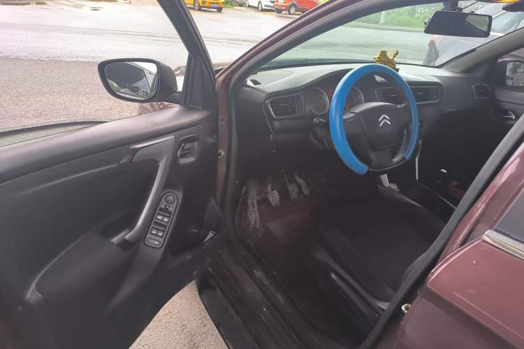Used Citroen C3-XR 2015 1.6L Manual Fashion Edition Driver Seat