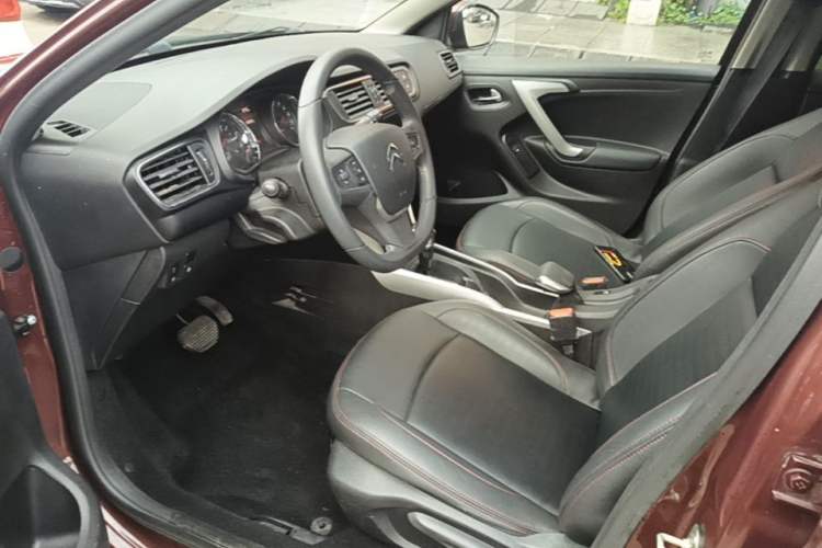 Used Citroen C3-XR 2015 1.6L Automatic Pioneer Model Driver Seat